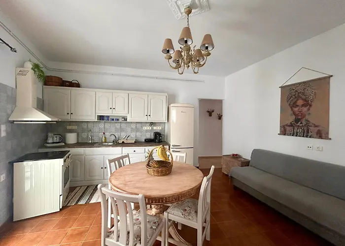 Spiretas 2 Naxos City